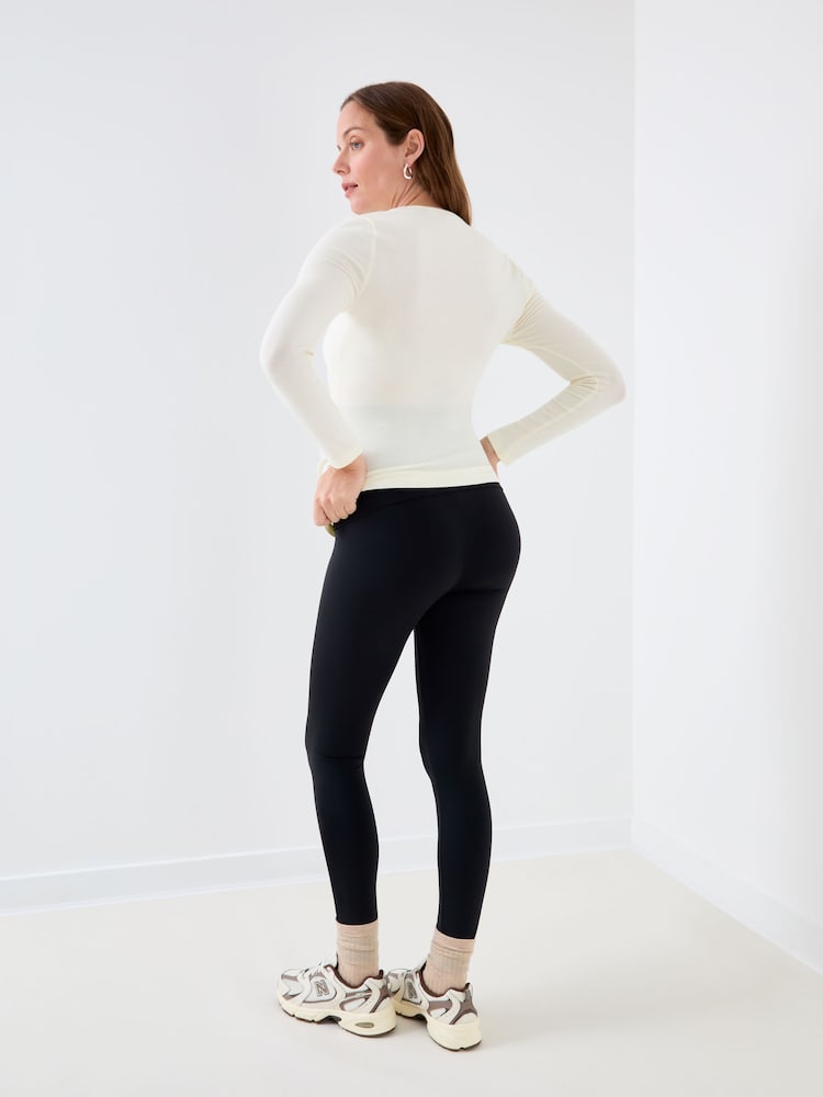 JoJo Maman Bébé Black Super Soft Seamless Maternity Leggings - Image 4 of 4 JoJo Maman Bébé Black Super Soft Seamless Maternity Leggings - Image 4 of 4