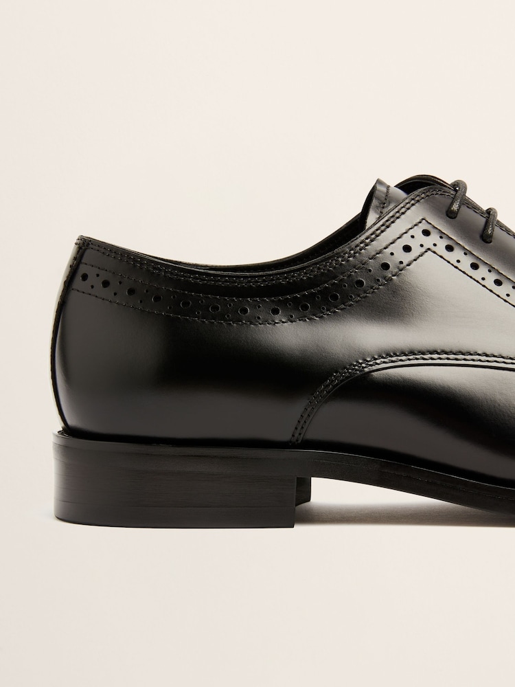 MOSS Black Brogue John Lucan Shoes - Image 4 of 4