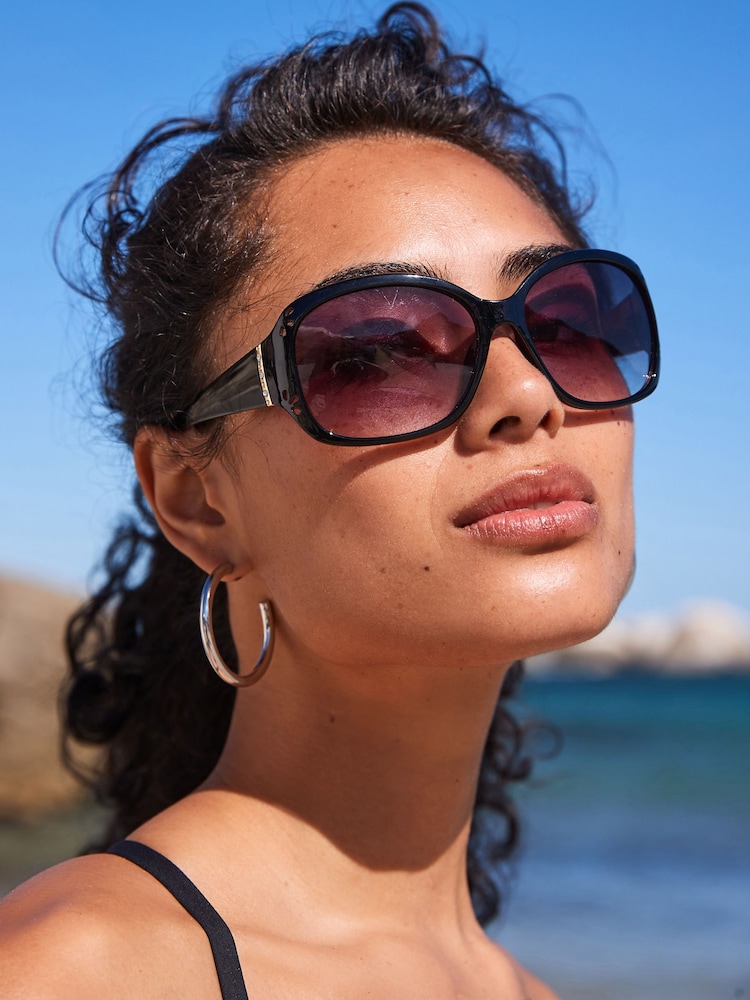 أسود - نظارات شمسية بتصميم دقيق ظلال ألوان متدرجة - صورة 1 من 5
