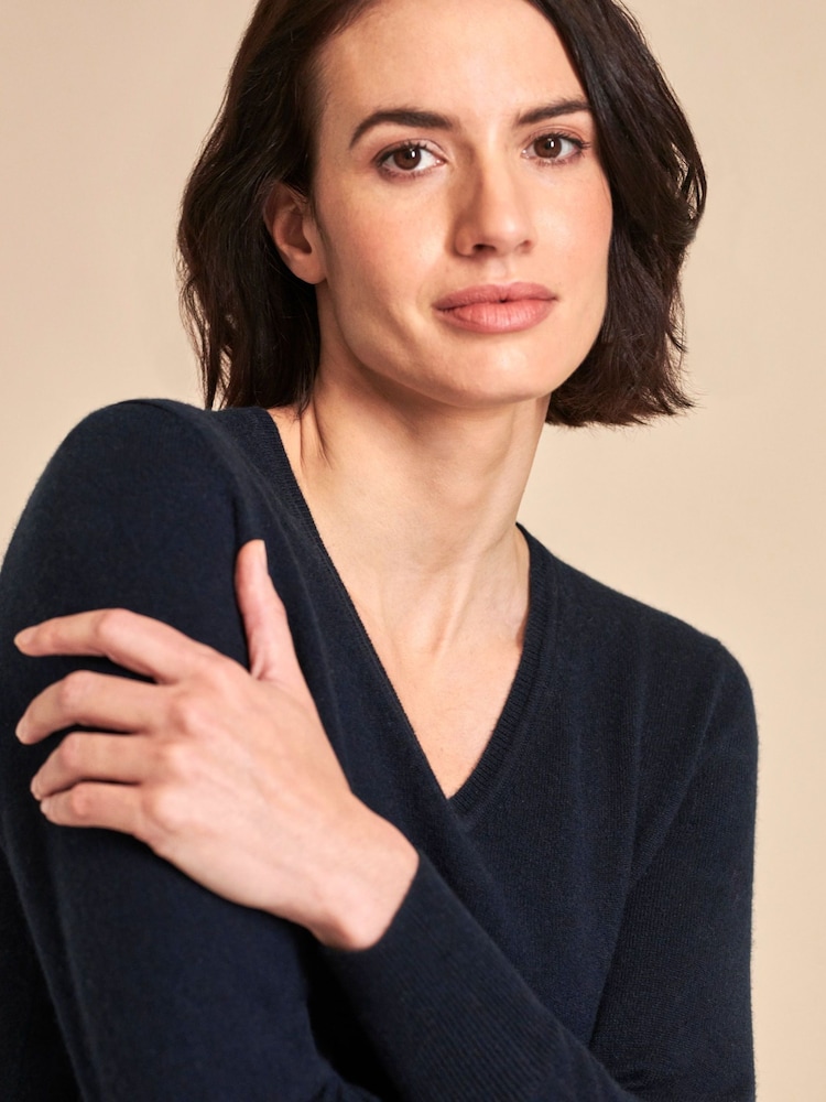 Pure Collection Cashmere V-Neck Sweater - Image 3 of 3