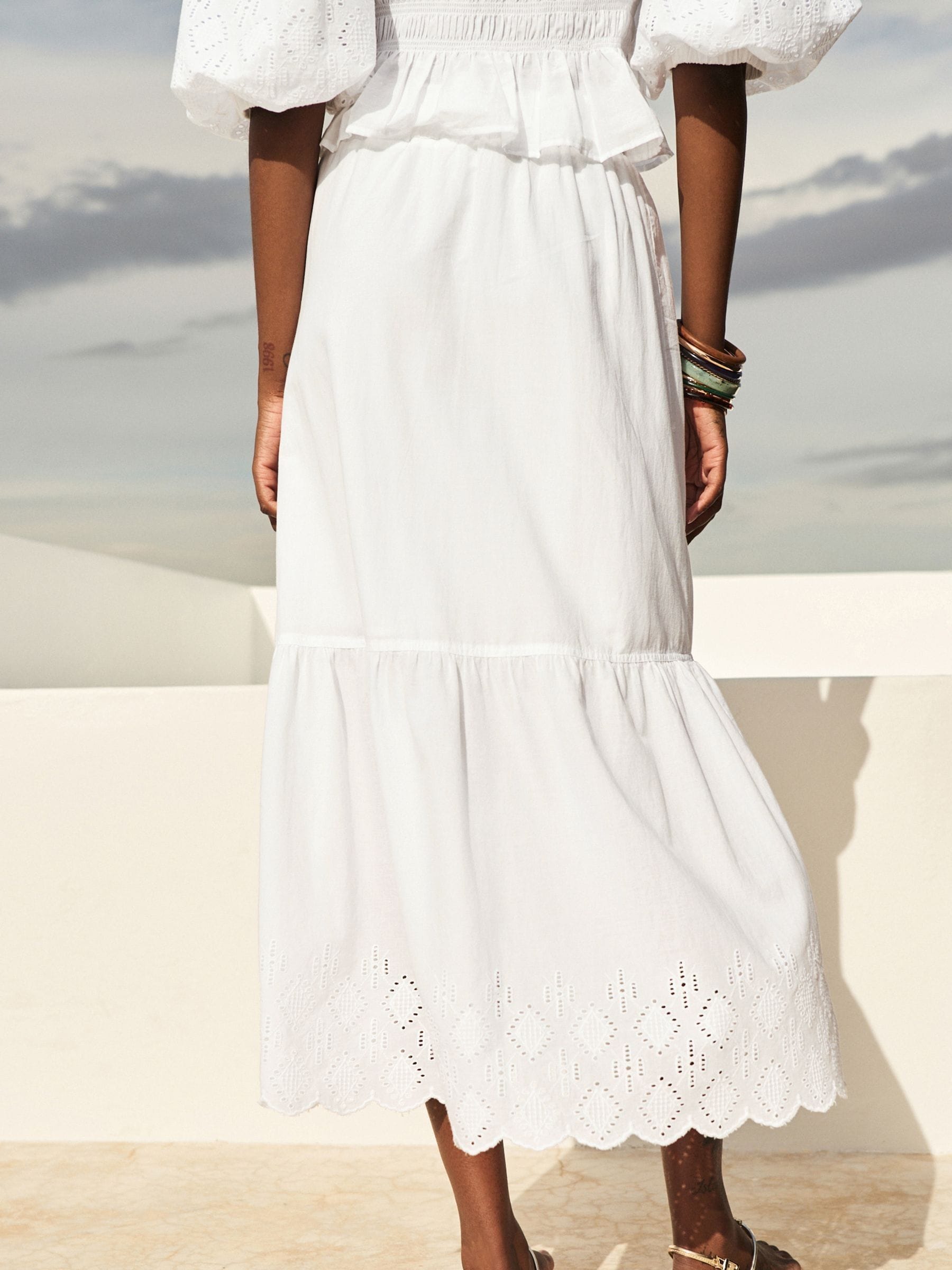 White midi skirt 100 discount