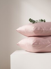 Truly Blush Pink Bamboo Duvet Set - Image 4 of 4