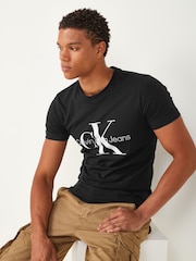 Черный - Calvin Klein 100% Cotton Logo Slim T-Shirt - Изображение 1 из 4