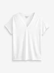 Weiß - Premium T-Shirt mit hohem Modalanteil und V-Ausschnitt - Bild 5 von 5