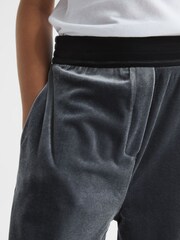 Reiss Silver Lila Junior Velvet Wide Leg Trousers - Image 4 of 6