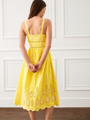 Gelb - Hochwertiges, ärmelloses Midikleid mit Spitze für besondere Anlässe - Bild 2 von 5
