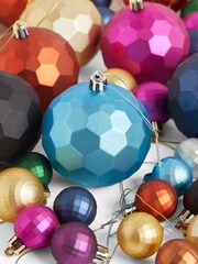 Набор из 50 рождественских baubles - Image 3 of 7