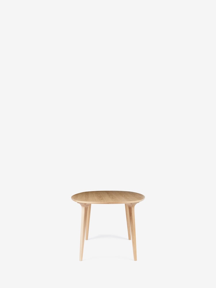 Jasper Conran London Brown Oval 4 to 6 Seater Bray Oak Dining Table - Image 6 of 6