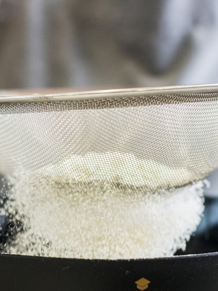 Masterclass Silver Stainless Steel 18cm Fine Mesh Sieve - Image 2 of 2 Masterclass Silver Stainless Steel 18cm Fine Mesh Sieve - Image 2 of 2