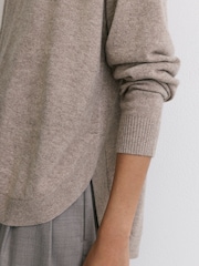 Reiss Neutral River Wool-Blend Funnel-Neck Jumper with Cashmere - Image 3 of 5