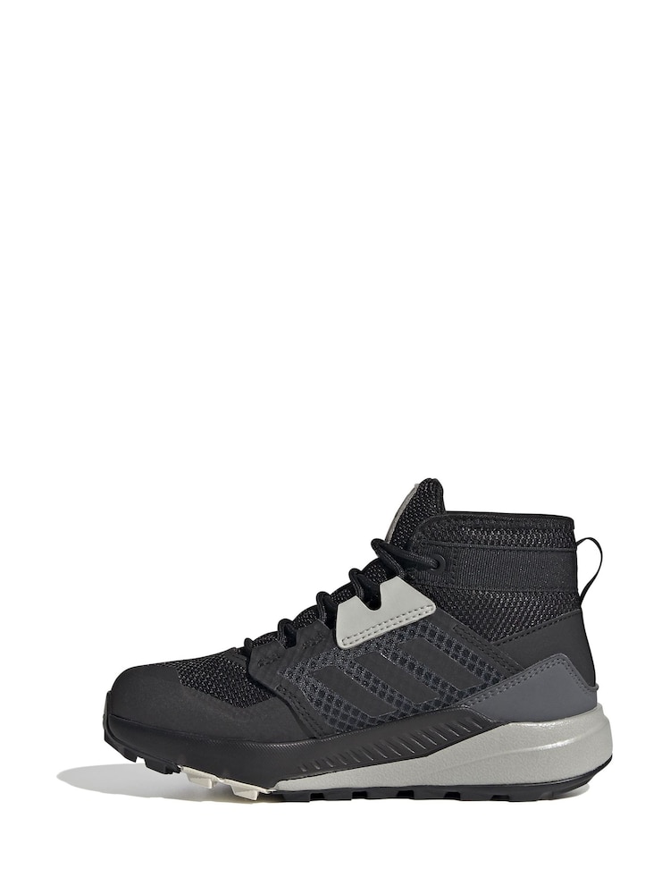 adidas Terrex Trailmaker Mid Rain.Rdy Hiking Trainers - Image 2 of 9