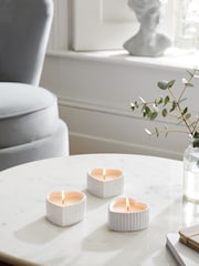 Grey English Rose Set Of Heart Candle - Image 2 of 3