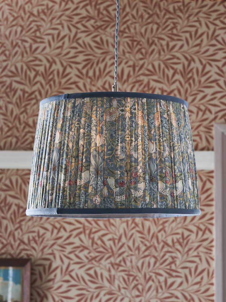 Morris & Co Green Strawberry Thief Pleated Easyfit Shade - Image 1 of 5