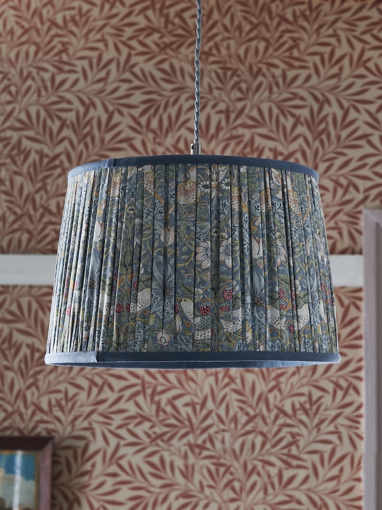 Morris & Co Green Strawberry Thief Pleated Easyfit Shade - Image 2 of 5