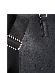 črna - Carvela Torba Frame Midi Totes - Slika 4 iz 5