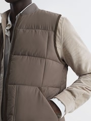 Reiss Mushroom Pilgrim Quilted Contrast Trim Gilet - Image 4 of 5