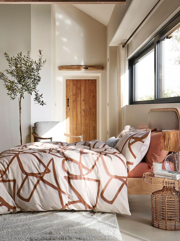 Rust Brown/Ecru Cream Reversible Abstract Duvet Cover and Pillowcase Set - Image 3 of 5