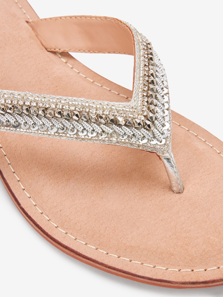 Argent - Sandales plate Forever Comfort en cuir orné d’un bout - Image 6 de 6