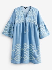 Blau - Besticktes Minikleid mit V-Ausschnitt - Bild 5 von 5