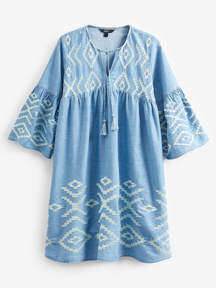 Blau - Besticktes Minikleid mit V-Ausschnitt - Bild 5 von 5