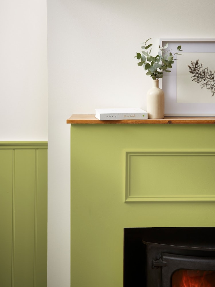 Joules Spring Pasture Multi Surface Matt Emulsion 2.5L Paint - Image 1 of 4 Joules Spring Pasture Multi Surface Matt Emulsion 2.5L Paint - Image 1 of 4