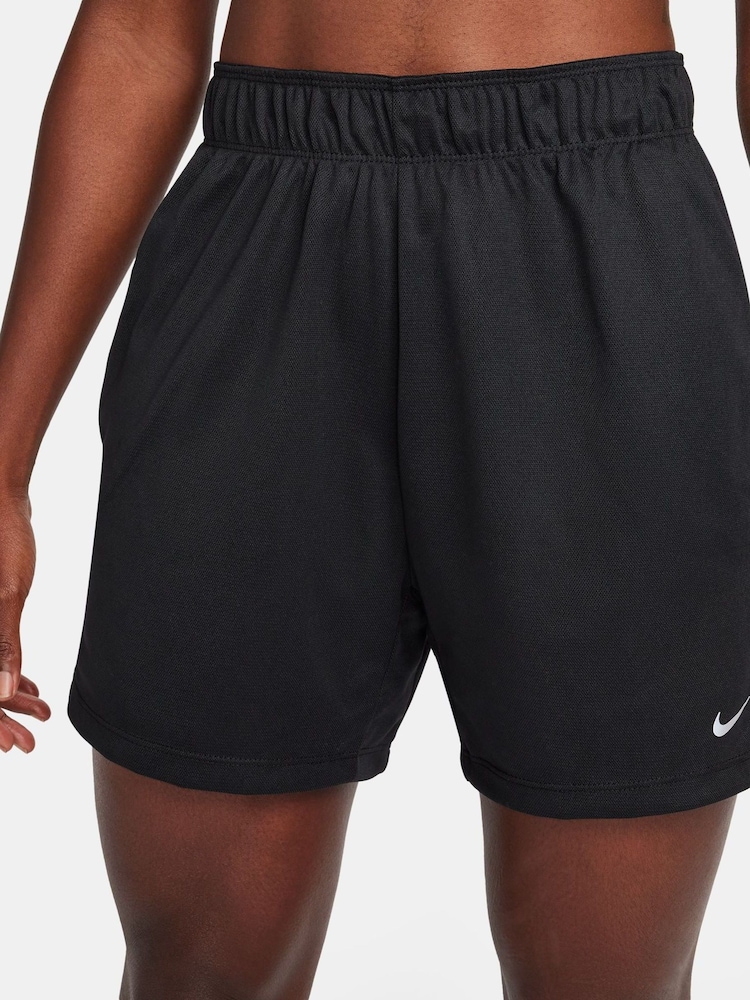 Czarny - Szorty Nike Dri-FIT Attack Fitness o długości 5 cali ze średnim stanem, bez podszewki - Image 3 of 8