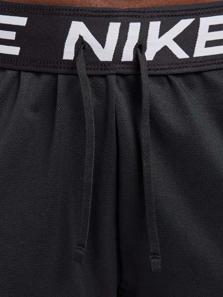 Czarny - Szorty Nike Dri-FIT Attack Fitness o długości 5 cali ze średnim stanem, bez podszewki - Image 4 of 8