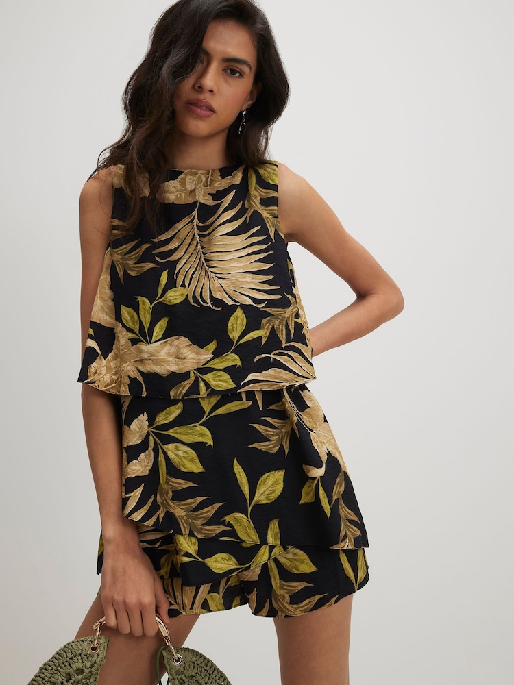 River Island Black Sleeveless Floral Print Frill Layer Playsuit - Image 2 of 4 River Island Black Sleeveless Floral Print Frill Layer Playsuit - Image 2 of 4