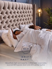 Snuggledown Hungarian Goose Down 10.5 Tog Duvet - Image 4 of 9