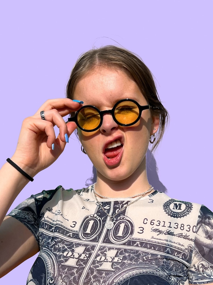 London Mole Sunglasses - Image 2 of 6 London Mole Sunglasses - Image 2 of 6