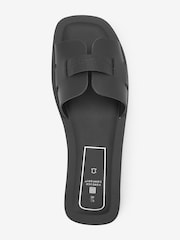 Black Croc Effect Regular/Wide Fit Forever Comfort® Leather Mule Flat Sandals - Image 4 of 5