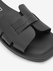 Black Croc Effect Regular/Wide Fit Forever Comfort® Leather Mule Flat Sandals - Image 5 of 5