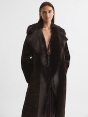 Reiss Dark Aubergine Dana Reversible Longline Shearling Coat - Image 7 of 8