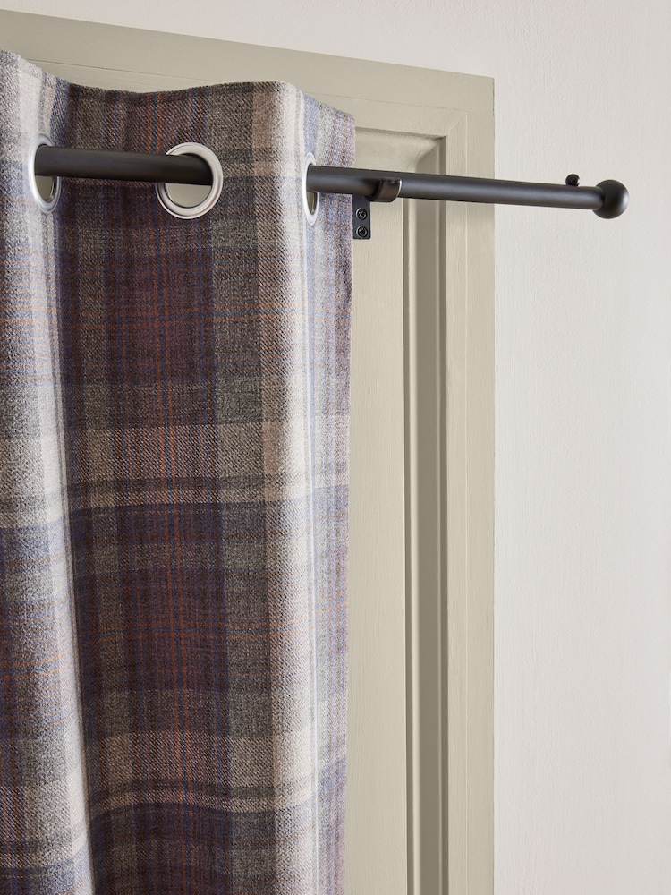 Black 28mm Door Curtain Pole - Image 4 of 5