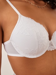 White/Blue Pad Full Cup Lace Bras 2 Pack - Image 9 of 14