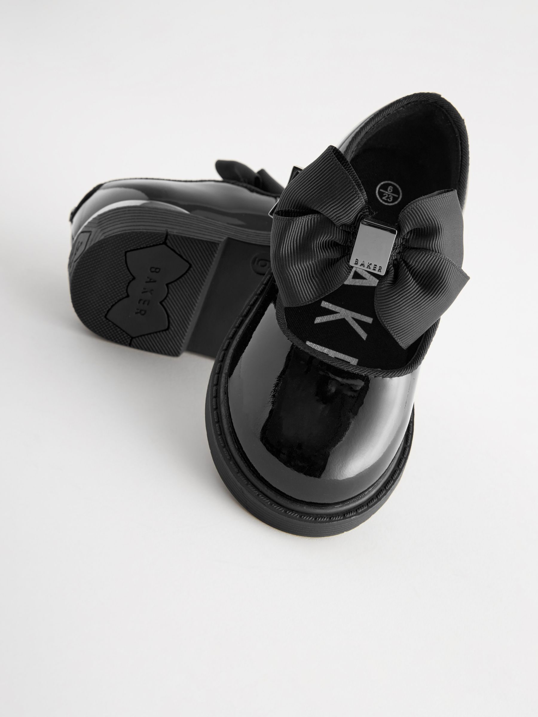 Where are ted baker shoes made online