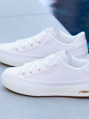 Белые парусиновые туфли - женские кроссовки Skechers Arch Fit Arcade - Изображение 2 из 9
