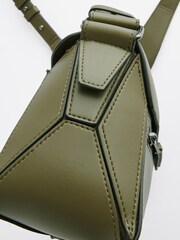 Khakigrün - Umhängetasche mit geometrischem Design - Bild 11 von 11