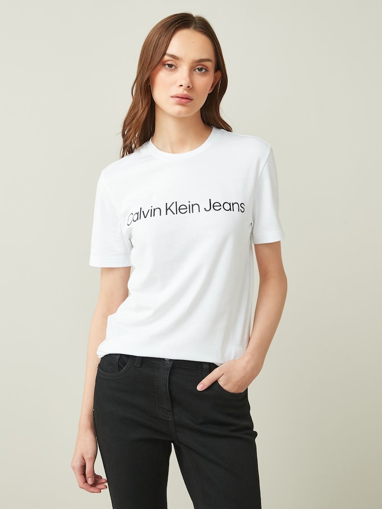 Calvin Klein Jeans Slim 100% Cotton Institutional Black Logo T-Shirt - Image 1 of 4
