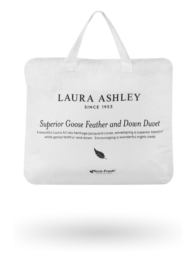 Laura Ashley White Superior Goose Feather and Down Duvet 10.5 Tog - Image 5 of 5