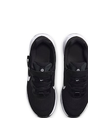 Nike Black/White Revolution 6 Flyease Youth Trainers - Image 7 of 10