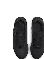Nike Black Revolution 6 Flyease Youth Trainers - Image 7 of 11