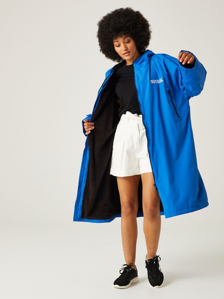 Regatta Dark Sky Blue Adult Waterproof Changing Robe - Image 5 of 12