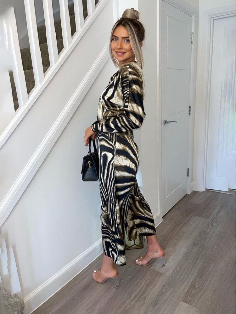 AX Paris Brown Printed Bat Wing Wrap Top Jumpsuit - Image 3 of 4