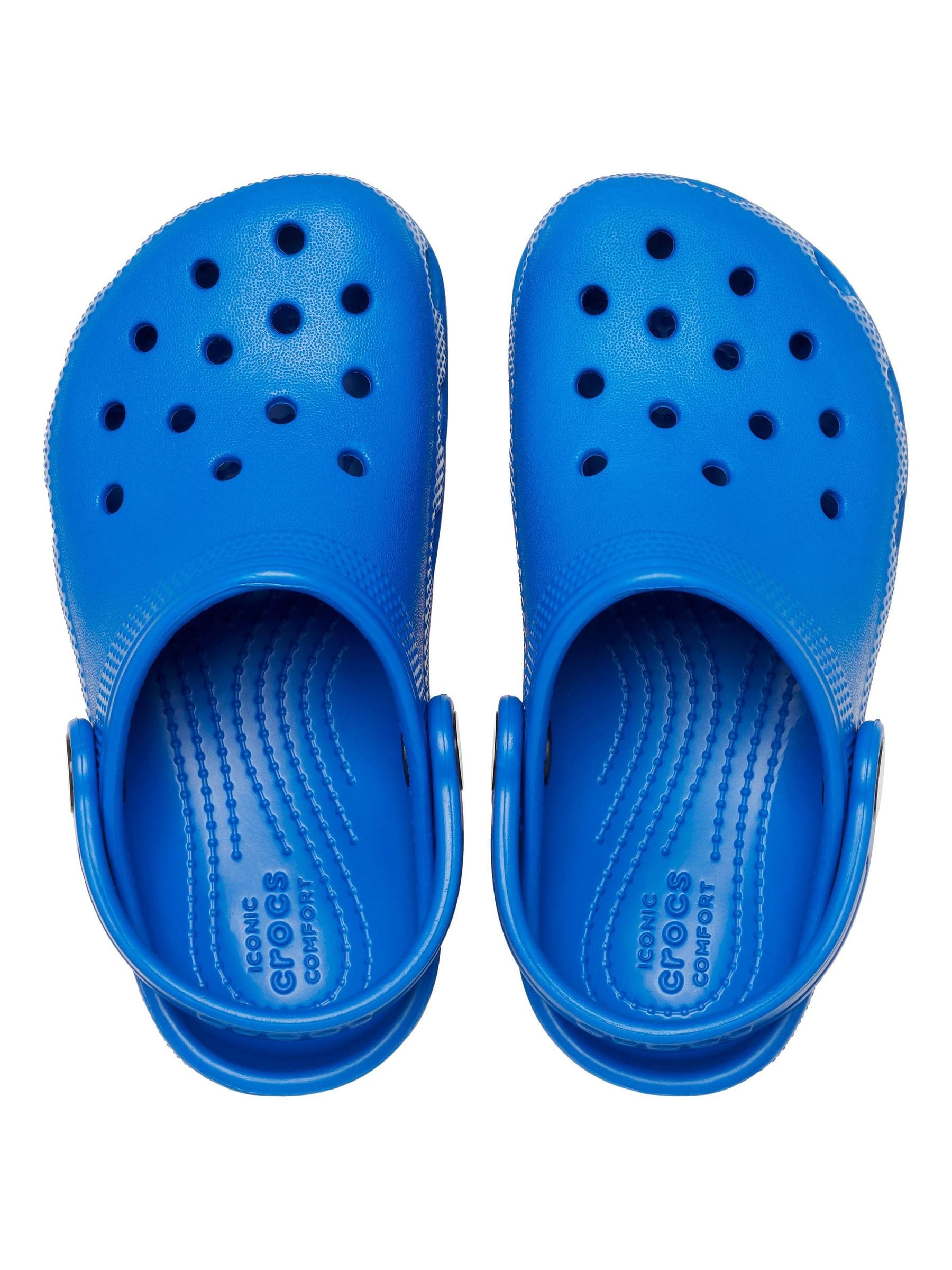 Blue toddler crocs discount