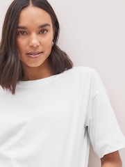 White Boxy Relaxed Fit T-Shirt - Image 3 of 4