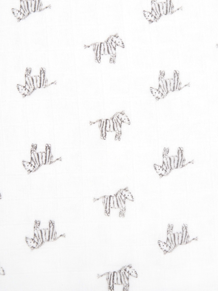 aden + anais White Large Cotton Muslin Blankets 2 Pack - Image 4 of 6