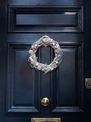 Bayswood Silver Twig Christmas Wreath - Image 2 of 4