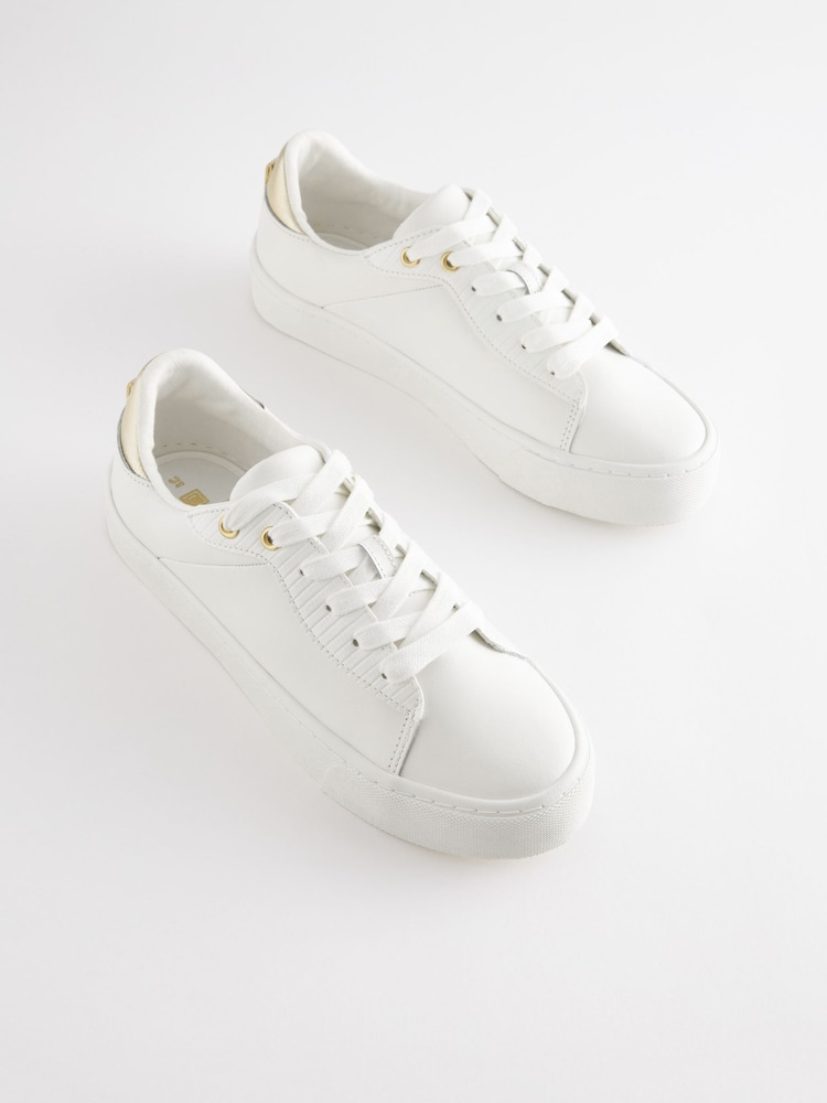 Biały - Signature Leather Chunky Sole Trainers - Image 3 of 5