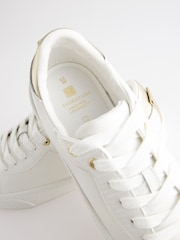 Weiß - Signature Lederturnschuhe mit dicker Sohle - Bild 4 von 5